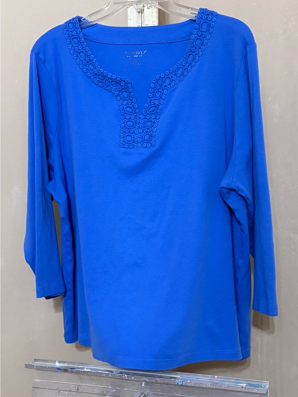 TALBOTS Woman Plus 3X Blue Crochet Lace Trim Notch Neck Top 3/4 Sleeve